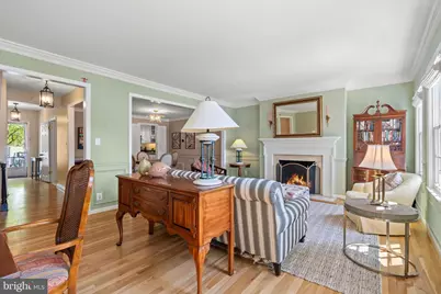 3581 Hamlet Place, Chevy Chase, MD 20815 - Photo 5