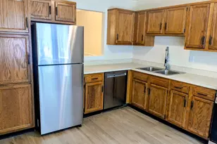 17109 Briardale Rd, Rockville, MD 20855 - Photo 3