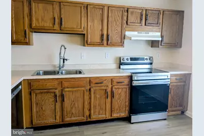 17109 Briardale Road, Rockville, MD 20855 - Photo 5