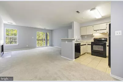 18502 Boysenberry Drive #156-74, Gaithersburg, MD 20879 - Photo 7