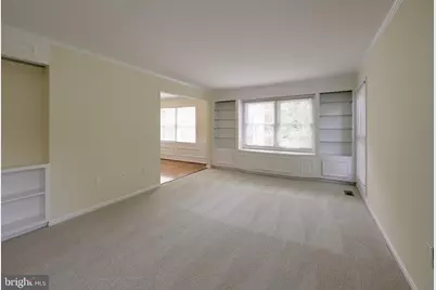 7518 Westlake Terrace #32, Bethesda, MD 20817 - Photo 9