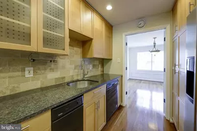 7518 Westlake Terrace #32, Bethesda, MD 20817 - Photo 27