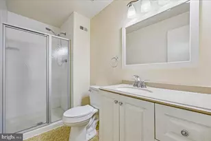 19567 Brassie Pl, Montgomery Village, MD 20886 - Photo 17