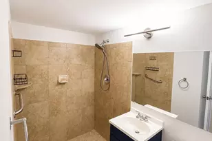 7521 Spring Lake Dr, Bethesda, MD 20817 - Photo 9