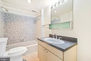2100 Washington Ave, Silver Spring, MD 20910 - Photo 19