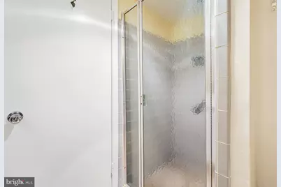 2100 Washington Avenue #9-B, Silver Spring, MD 20910 - Photo 23