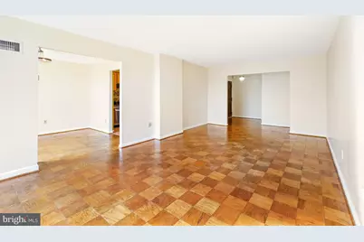 2100 Washington Avenue #9-B, Silver Spring, MD 20910 - Photo 7