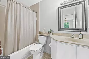 5801 Inman Park Cir, North Bethesda, MD 20852 - Photo 17