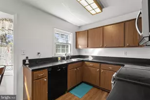 2212 Cherry Leaf Ln, Silver Spring, MD 20906 - Photo 7
