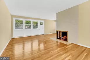 10228 Farnham Dr, Bethesda, MD 20814 - Photo 9
