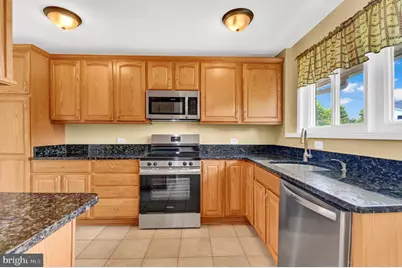 10228 Farnham Drive, Bethesda, MD 20814 - Photo 13
