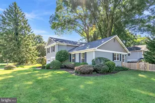 8710 Yarmouth Ct, Potomac, MD 20854 - Photo 3