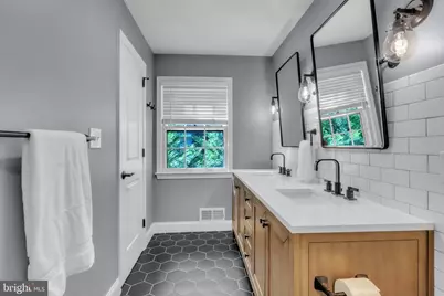 8710 Yarmouth Court, Potomac, MD 20854 - Photo 19