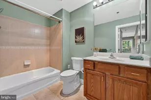 9743 Winery Ct, Gaithersburg, MD 20879 - Photo 17