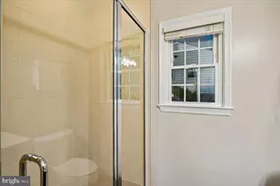 12207 Devilwood Dr, Potomac, MD 20854 - Photo 23