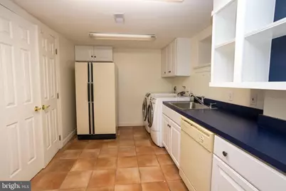 5628 Knollwood Road, Bethesda, MD 20816 - Photo 3