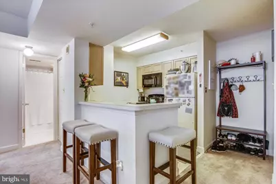 5000 Battery Lane #202, Bethesda, MD 20814 - Photo 9