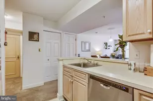 5000 Battery Ln, Bethesda, MD 20814 - Photo 17