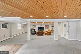 9105 Scott Dr, Rockville, MD 20850 - Photo 19