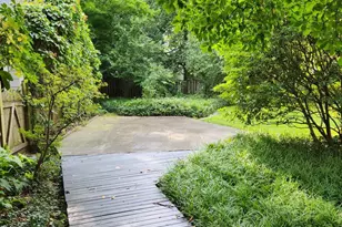 6704 Maple Ave, Chevy Chase, MD 20815 - Photo 5