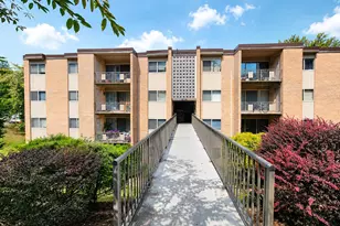 5107 Crossfield Ct, Rockville, MD 20852 - Photo 1