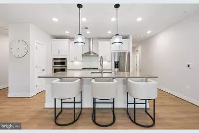 210 Decoverly Drive #205, Gaithersburg, MD 20878 - Photo 3