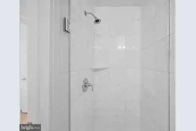 6820 Wisconsin Avenue #7006, Bethesda, MD 20815 - Photo 27