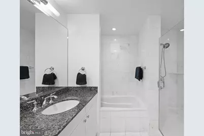 6820 Wisconsin Avenue #7006, Bethesda, MD 20815 - Photo 19