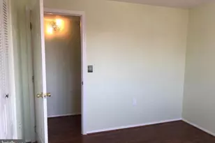 19625 Gunners Branch Rd, Germantown, MD 20876 - Photo 5