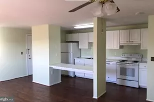 19625 Gunners Branch Rd, Germantown, MD 20876 - Photo 3