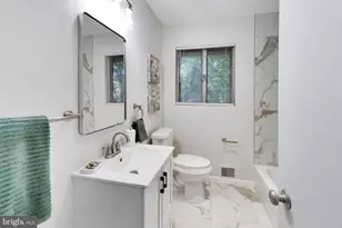 9608 Hillridge Dr, Kensington, MD 20895 - Photo 29