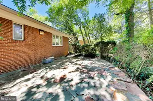 9608 Hillridge Dr, Kensington, MD 20895 - Photo 49