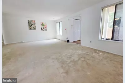 18621 Nathans Place, Montgomery Village, MD 20886 - Photo 5