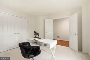118 Garcia Ln, Rockville, MD 20850 - Photo 13