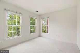 118 Garcia Ln, Rockville, MD 20850 - Photo 19