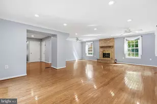 38 Blackburn Ct, Burtonsville, MD 20866 - Photo 9