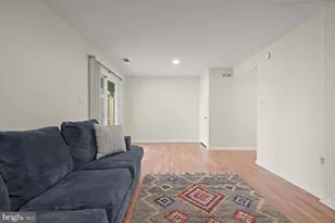 10 Almaden Pl, Gaithersburg, MD 20878 - Photo 33
