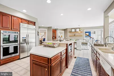 9308 Harrisons Farm Way, Gaithersburg, MD 20882 - Photo 15