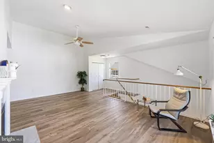 18128 Rolling Meadow Way, Olney, MD 20832 - Photo 3