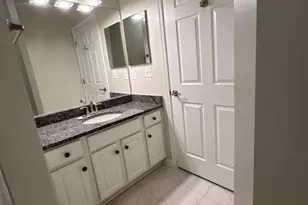 3825 Doc Berlin Dr, Silver Spring, MD 20906 - Photo 9