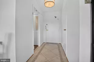 9039 Sligo Creek Pkwy, Silver Spring, MD 20901 - Photo 11
