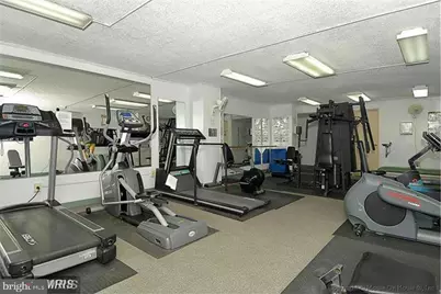 10401 Grosvenor Place #1624, Rockville, MD 20852 - Photo 23