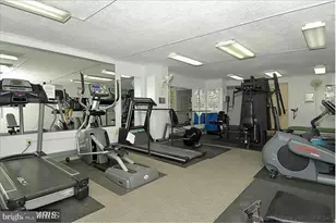 10401 Grosvenor Pl, Rockville, MD 20852 - Photo 23