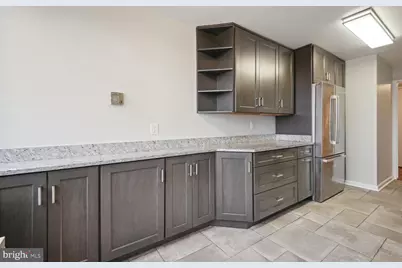 10401 Grosvenor Place #1624, Rockville, MD 20852 - Photo 9