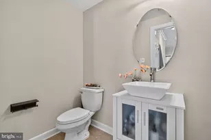 630 Pelican Ave, Gaithersburg, MD 20877 - Photo 9