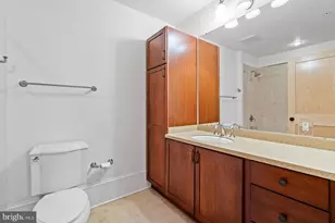 9610 Dewitt Dr, Silver Spring, MD 20910 - Photo 15
