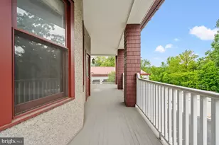 9610 Dewitt Dr, Silver Spring, MD 20910 - Photo 9