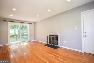 11309 Brandy Hall Ln, North Potomac, MD 20878 - Photo 5