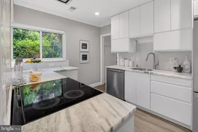 3305 W Coquelin Terrace, Chevy Chase, MD 20815 - Photo 27