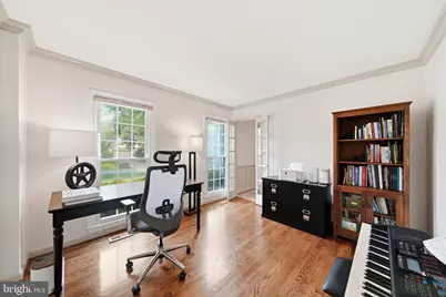 10313 Crown Point Court, Potomac, MD 20854 - Photo 17